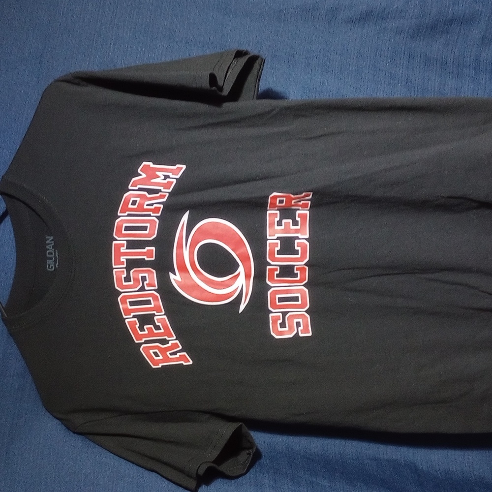 Mens size medium tshirt